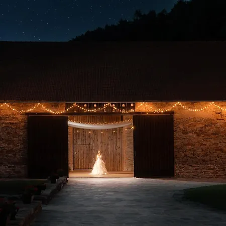 Mlýn Davídkov Hotel Hryzely